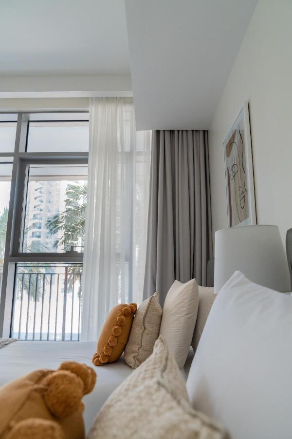 두바이 Higuests - Elegant Apt With Terrace Minutes From Burj Khalifa 아파트 외부 사진